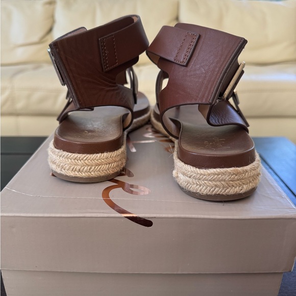 Crown Vintage Brown Sandals for Women - Picture 3 of 6